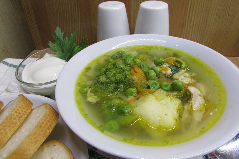 Месен бульон с карфиол и броколи