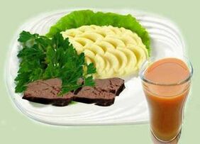 Картофено пюре и компот от диетичното меню при панкреатит