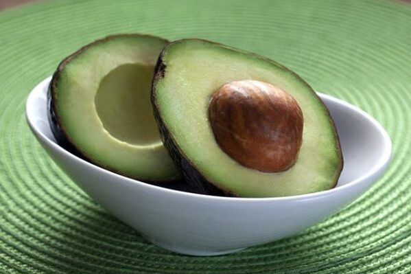 Авокадото, съдържащо омега-3 мастни киселини, в диетата на отслабващите